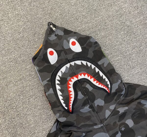 BAPE Camo SHARK FULL ZIP HOODIE - Image 3