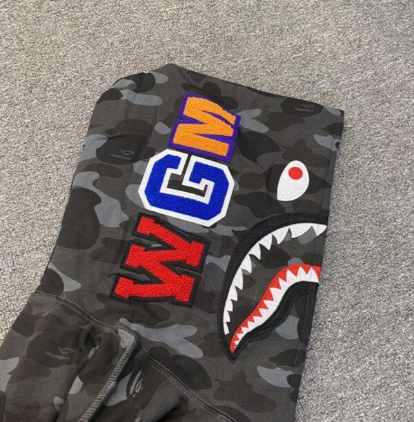 BAPE Camo SHARK FULL ZIP HOODIE - Image 2